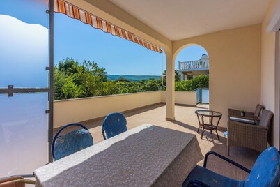 Apartments Star by the sea