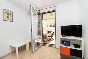 Apartment (A1) | Living room - Apartment Pave by Zamalin Beach (Tribunj)