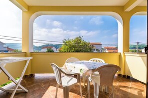 Apartment (A6) | Terrasse/Patio