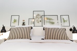 2 bedrooms, iron/ironing board, WiFi, bed sheets - Habitat Parisien -2BR/2BA Aircon Loft  Montorgueil (Paris)