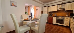 Διαμέρισμα (A1) | Ιδιωτική κουζίνα | Ψυγείο, φούρνος, μαγειρικές εστίες, βραστήρας νερού