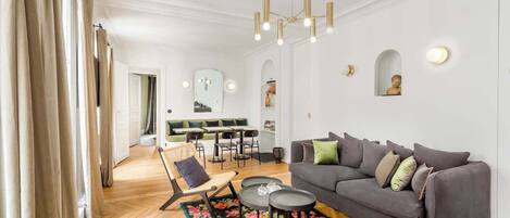 Télévision, espaces bureaux