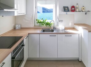 Apartment (A1) | Private kitchen - Apartment Sammy (Sali)