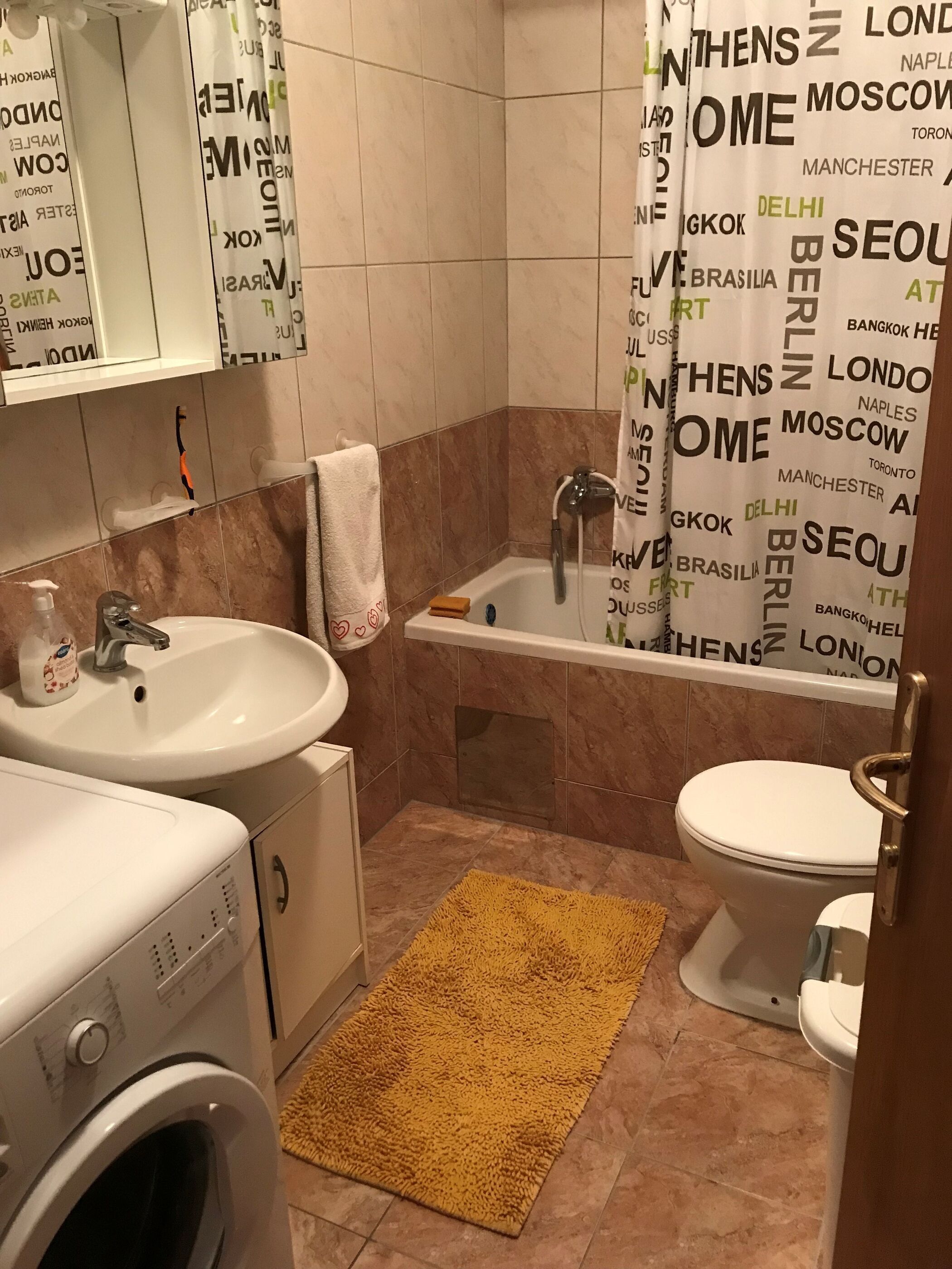 Apartment (A1) | Badezimmer | Badewanne