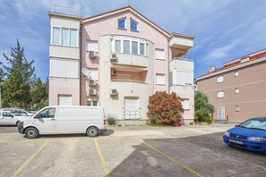 Building design - Apartment Alice (Pakostane)
