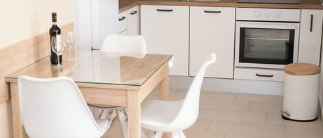 Apartment (A2) | Private kitchen