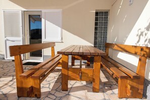 Apartment (A1) | Terrace/patio - Apartments Maja (Rogoznica)