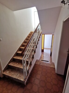 Studio (A10) | Hallway - Apartment and Rooms Mrkovic (Vodice)