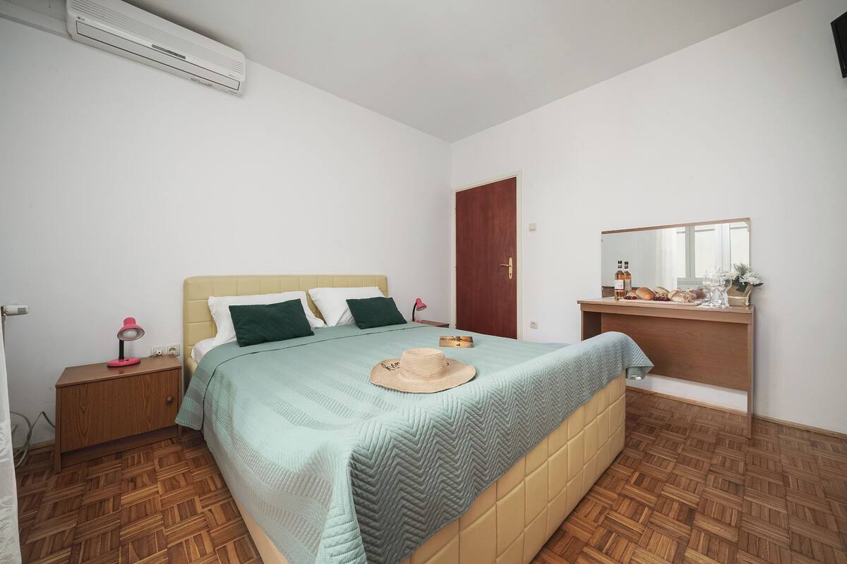 Studio (A1) | Free WiFi