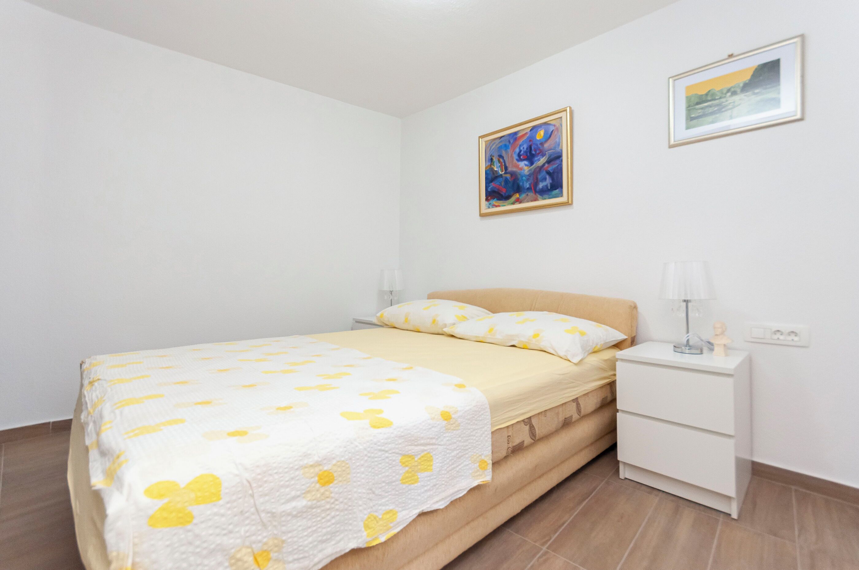 Apartment (A1)