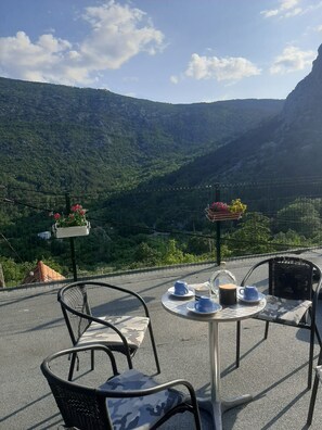 Mountain view - Apartment Roko (Omis)