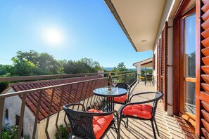 Balcony - Apartment Paradiz (Sveta Nedelja)