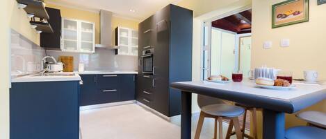 House | Private kitchen