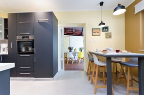 House | Private kitchen | Oven, electric kettle, toaster - House Josip House (Matulji)