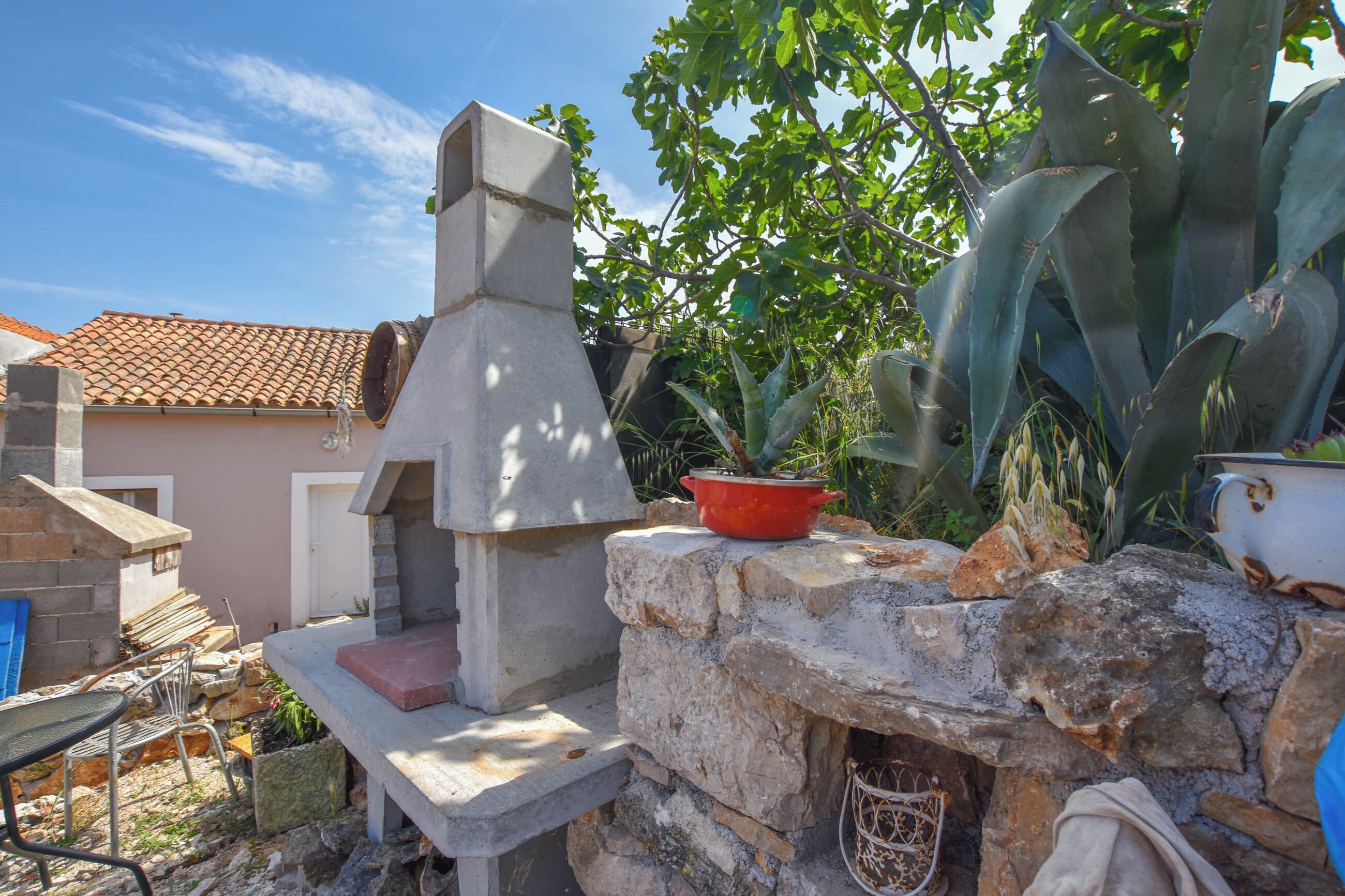 Grill-/Picknickplatz