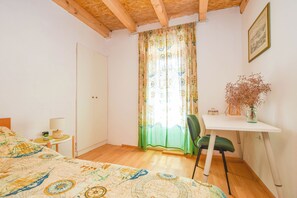Apartment (A1) | Iron/ironing board, free WiFi