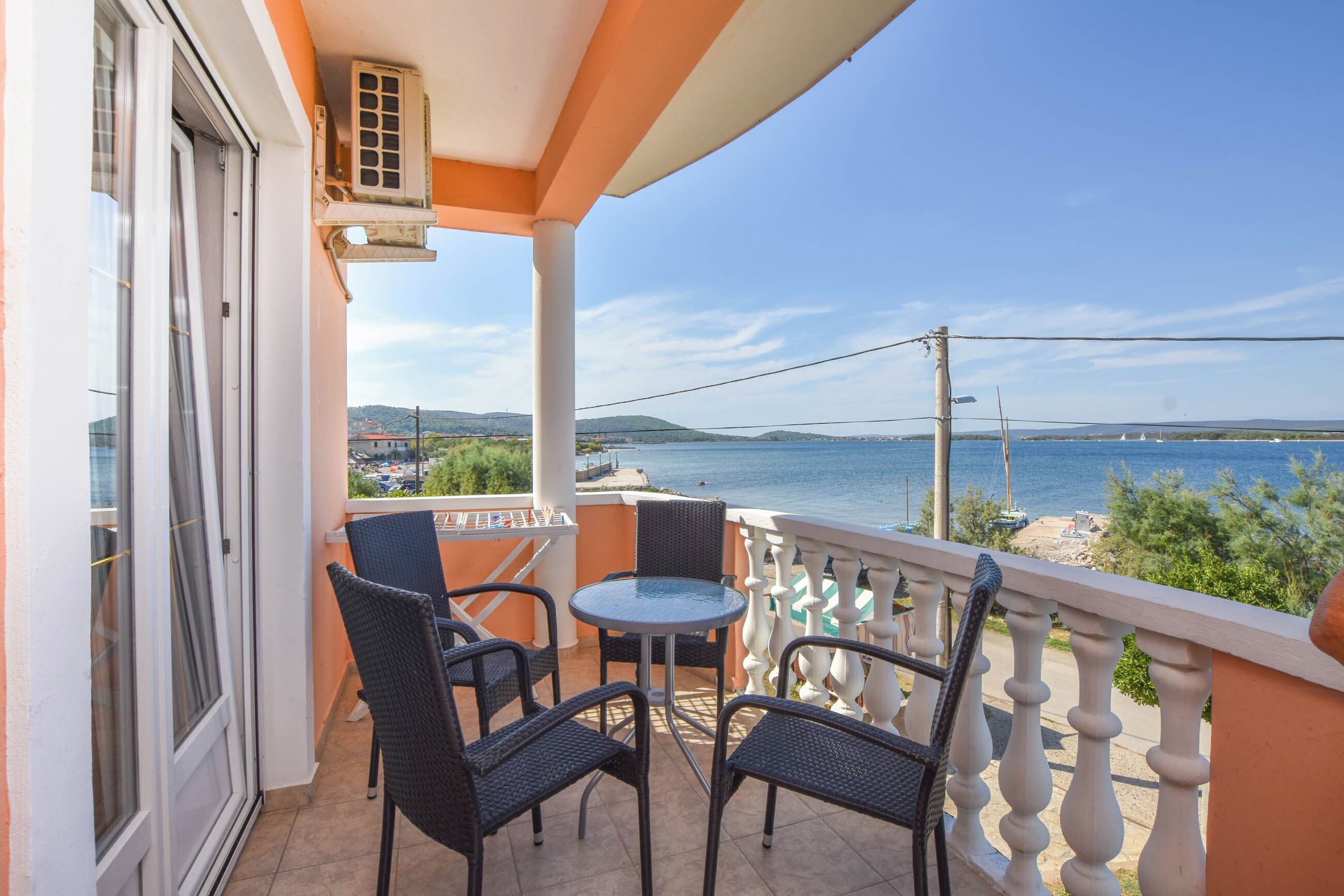 Apartment (A3) | Balcony