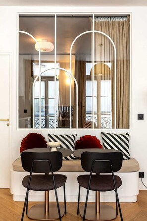 Dining - Habitat Parisien - 1 BR A/C - Montorgueil Lune II (Paris)