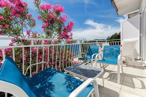 Apartment (A1) | Water view - Apartment Zamalin Seaview (Tribunj)