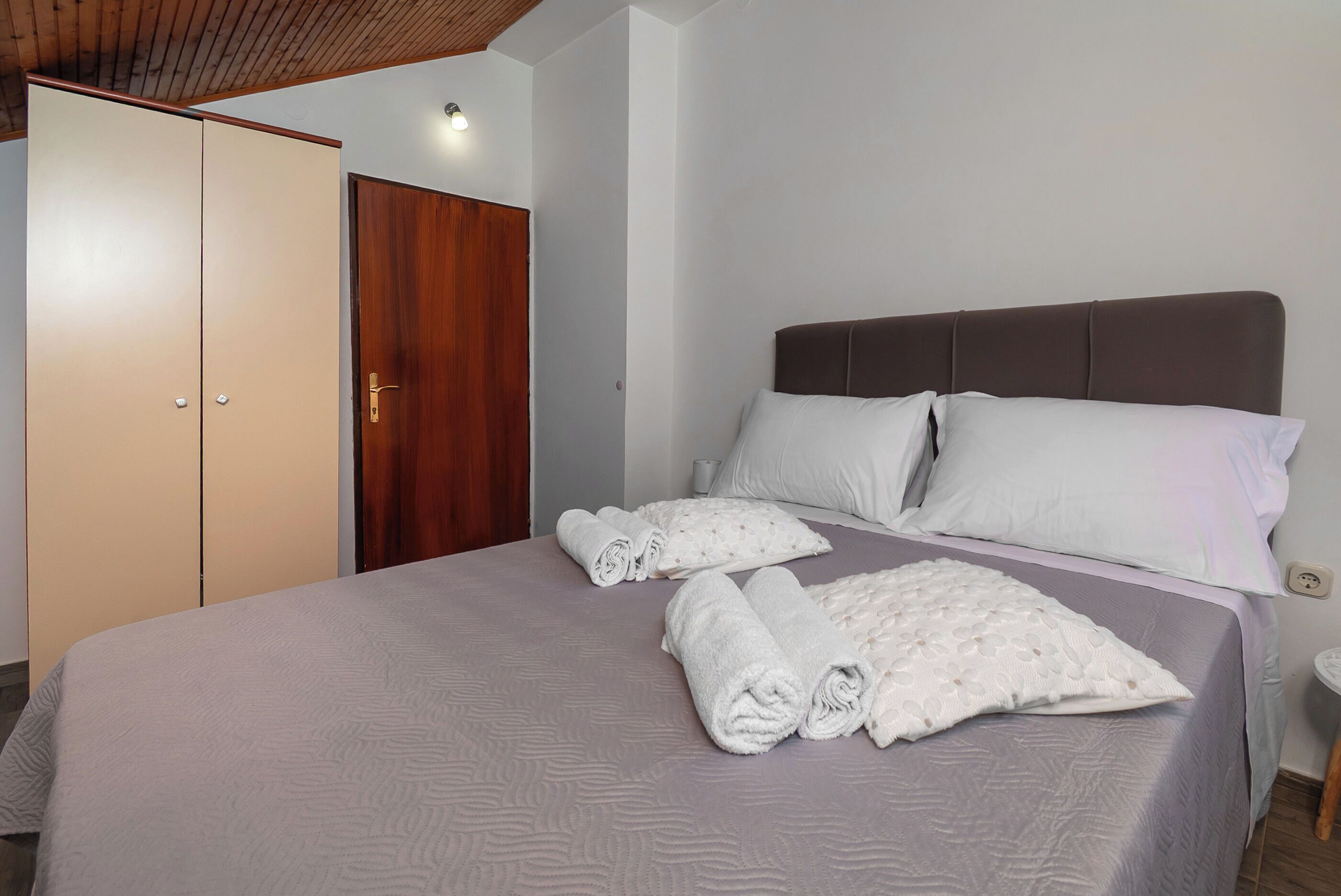 Apartment (A1)