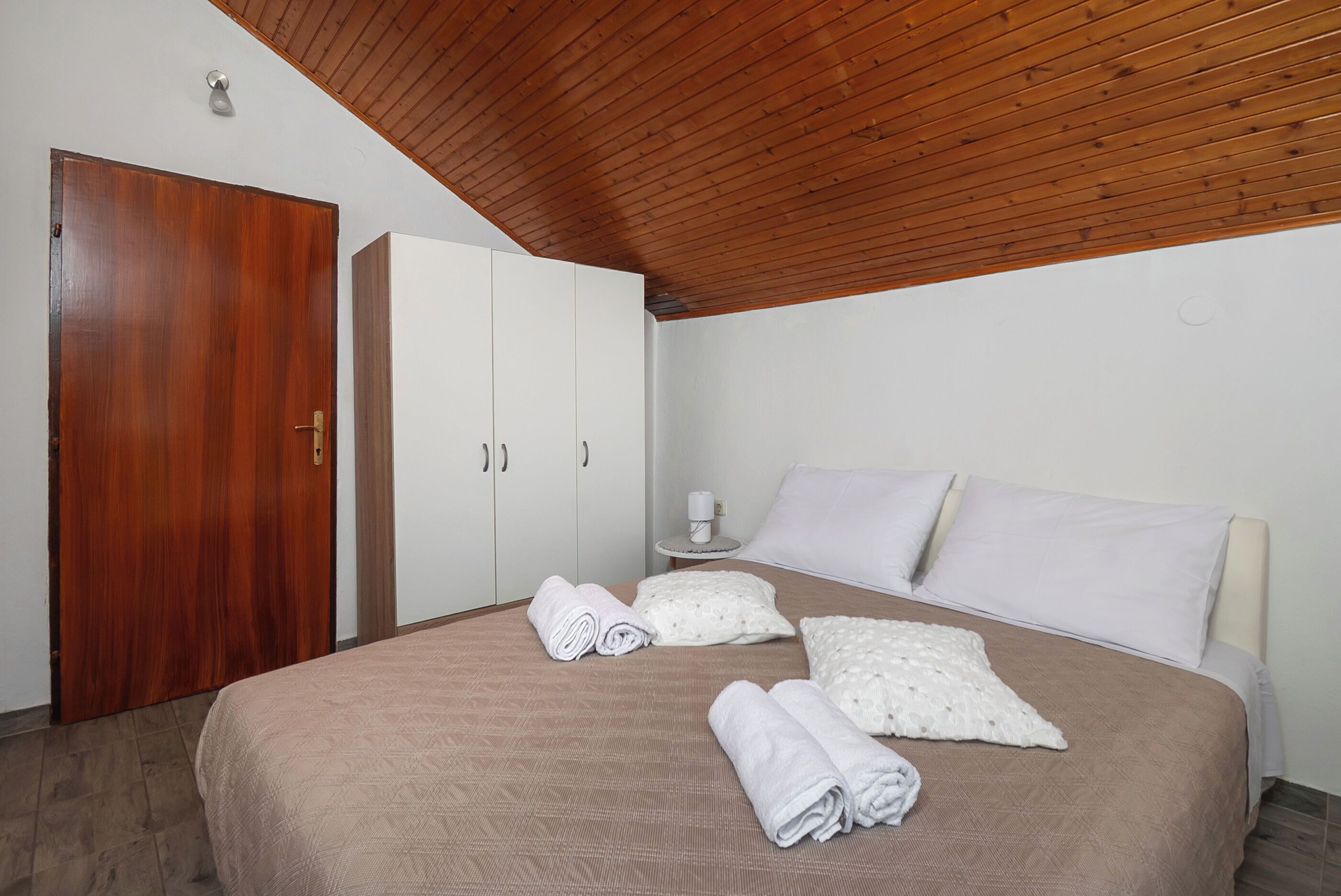 Apartment (A1)