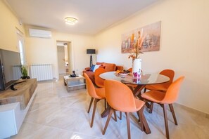 Apartment (A1) | Dining - Apartments Lady 2 (Novi Vinodolski)