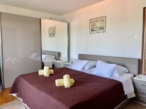 Apartment (A2)