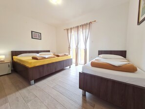 Appartement (A1) | Fer et planche à repasser, accès au Wi-Fi (inclus)