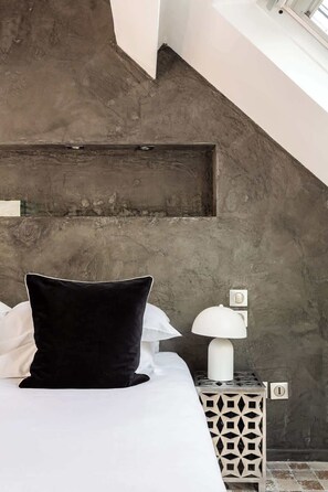 1 bedroom, iron/ironing board, travel cot, WiFi - Habitat Parisien -Duplex 1BR/1BA with AC - Marais (Paris)