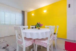 Apartment (A1) | Dining - Apartment Burica (Primosten)