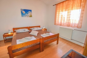 Room (S5) | Free WiFi - Rooms Oak Tree (Biograd na Moru)