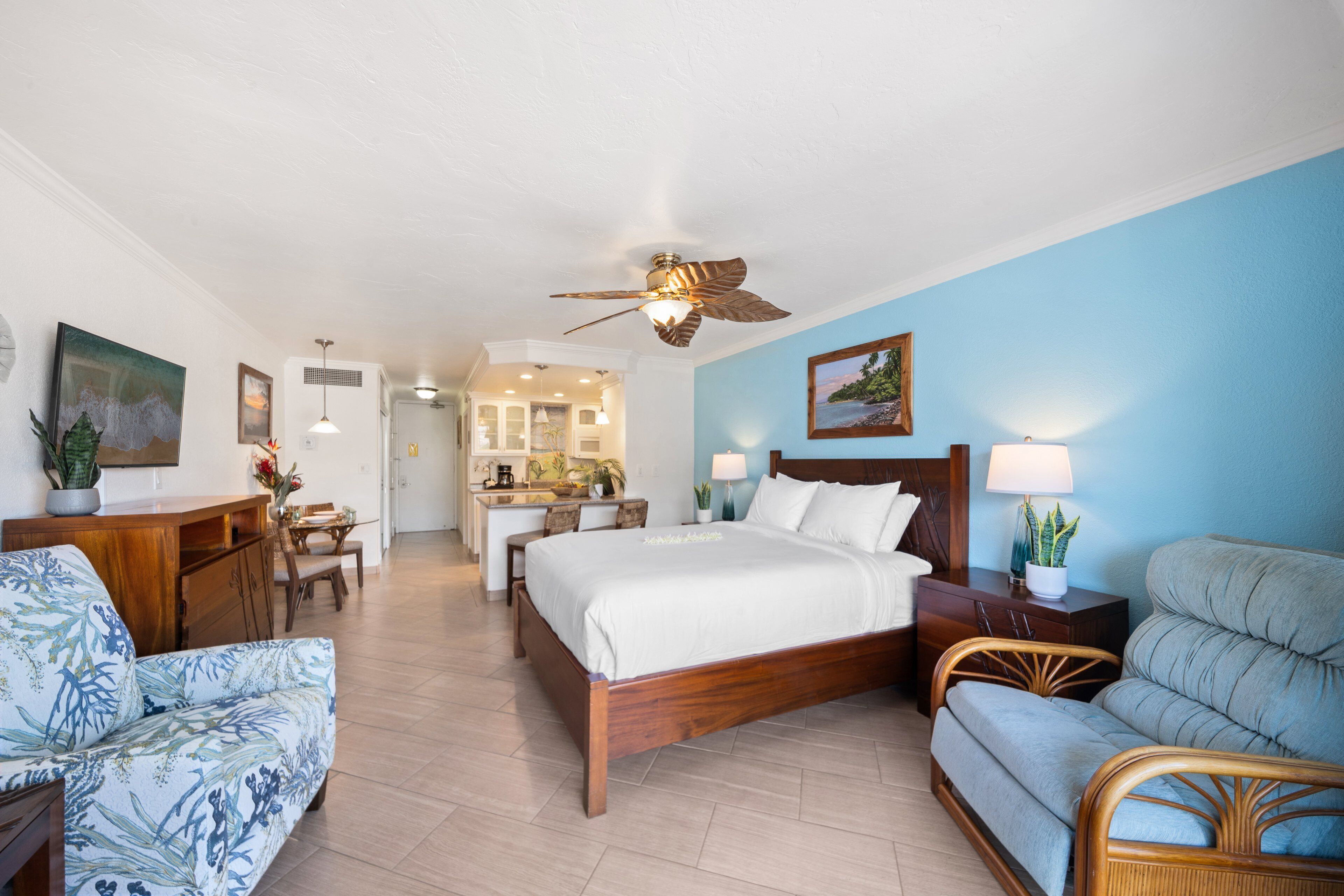 Iron/ironing board, free WiFi, bed sheets