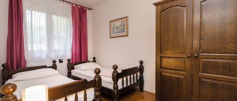 アパートメント (A1) | アイロン / アイロン台、WiFi (無料)