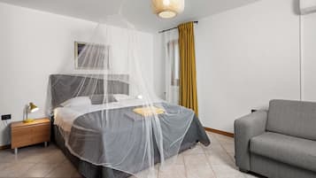 Huis | Een strijkplank/strijkijzer, gratis wifi