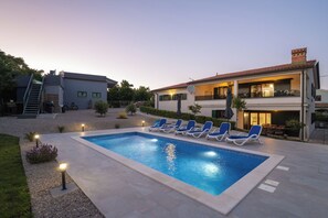 Outdoor pool - House Trget (Rasa)