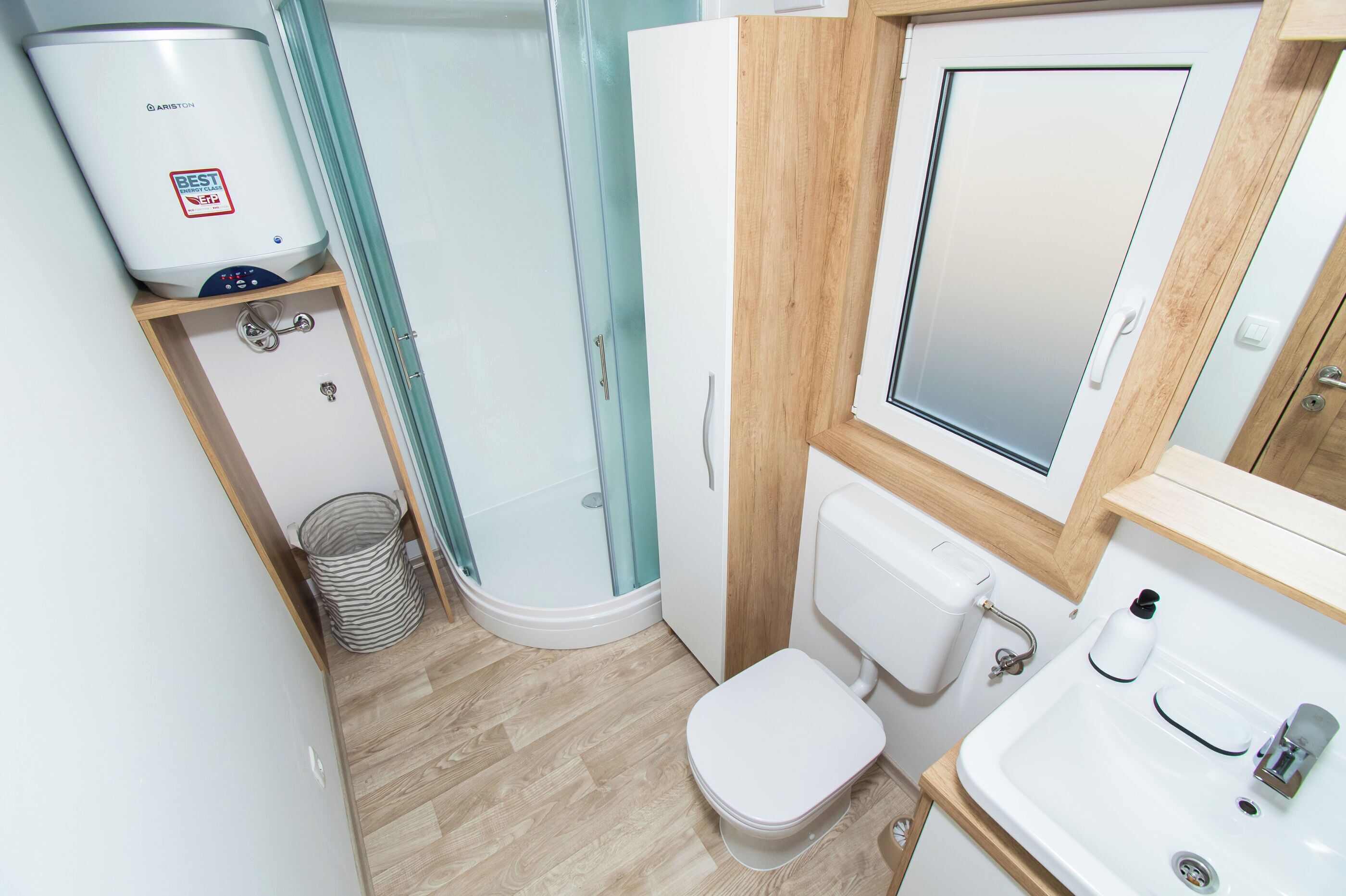 House | Bathroom