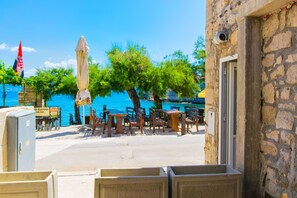 Water view - Apartment Centar (Postira)