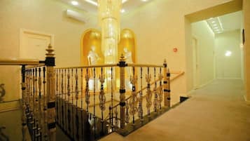 Escaleras con barandal