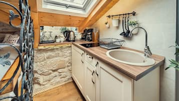 Studio (A1) | Eget kjøkken | Kjøleskap, kokeplater, espressomaskin og vannkoker