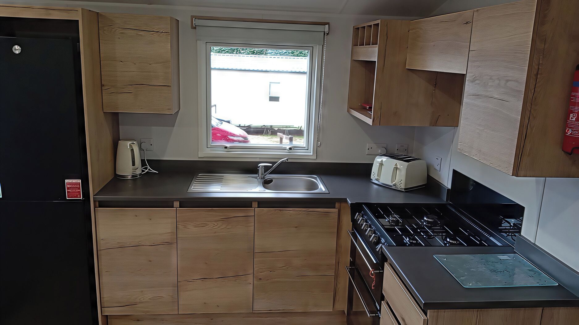 Cookware/dishes/utensils