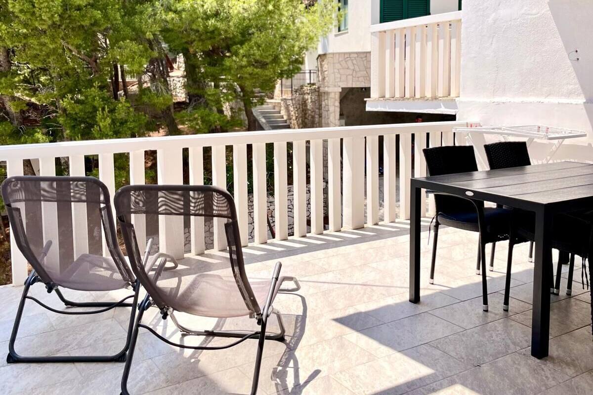 Apartemen (A5) | Teras/patio