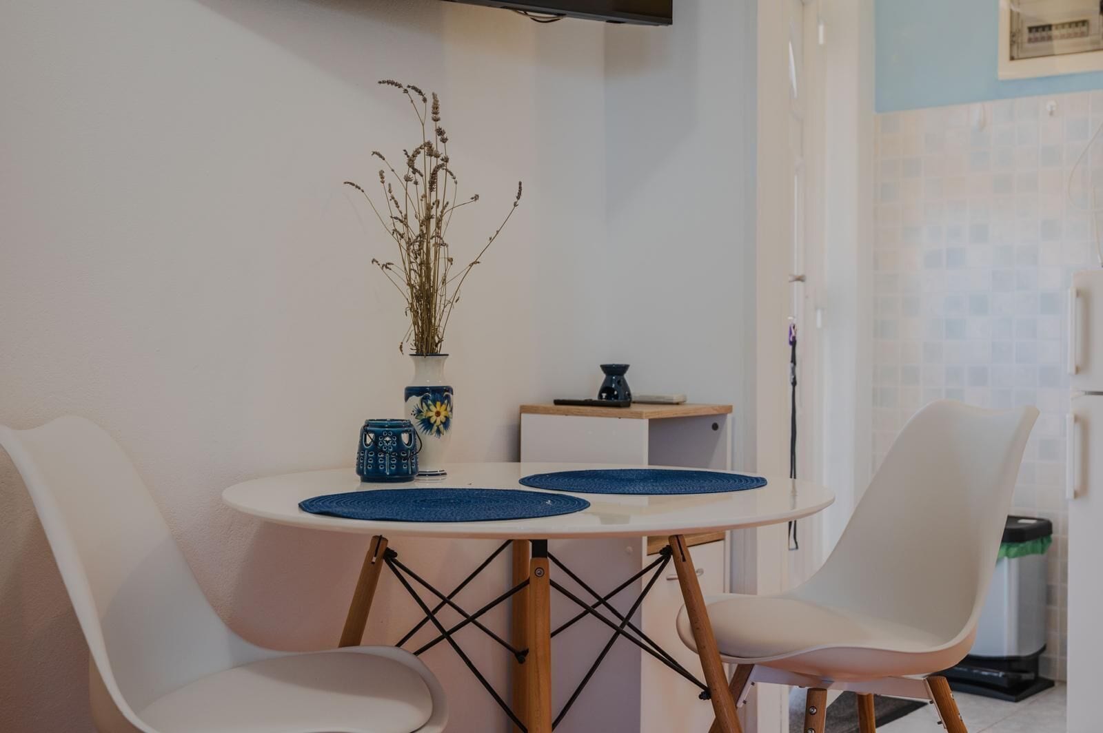 Studio (A3) | Dining