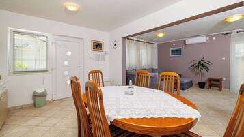 Appartement (A1) | Restauration