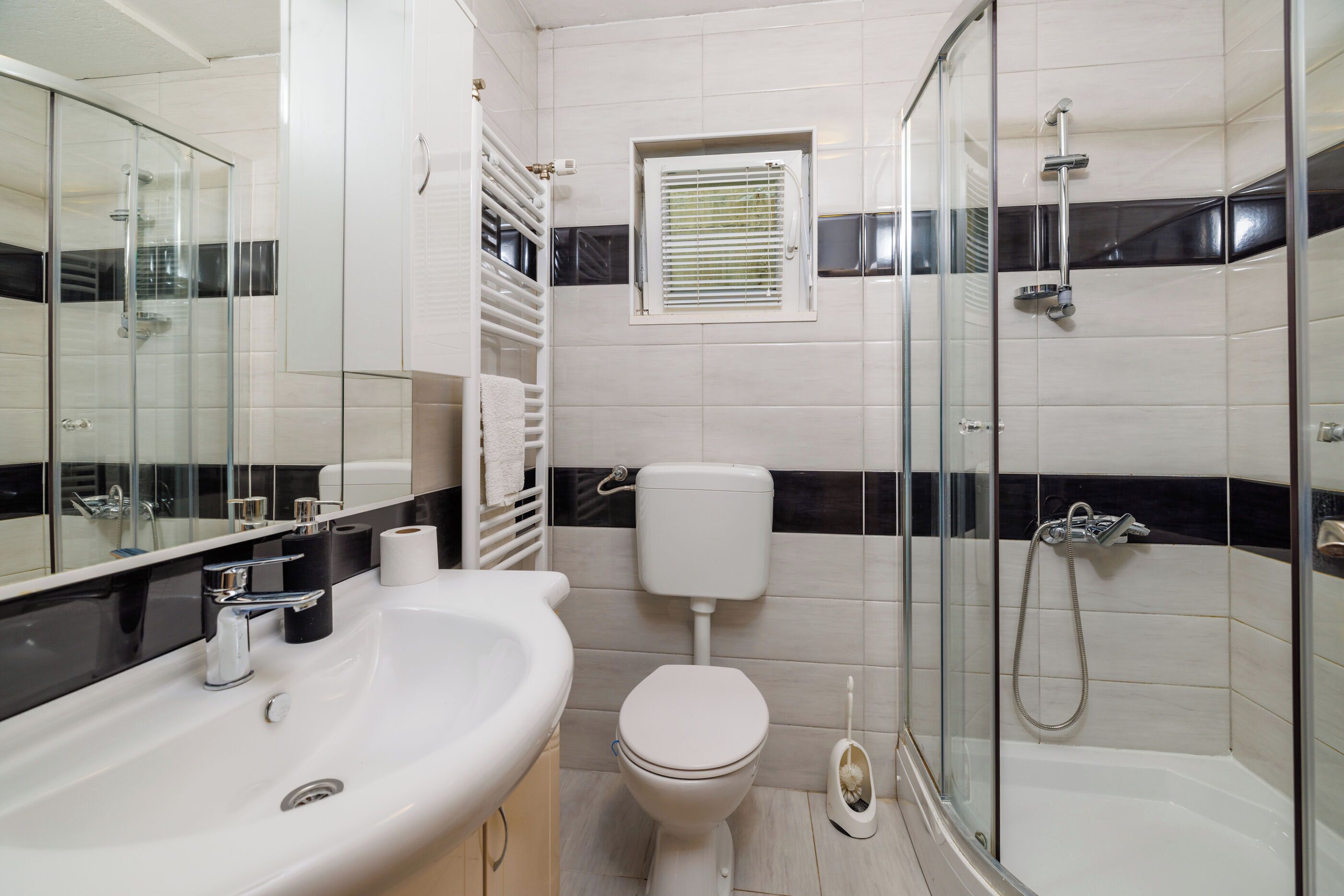 Appartement (A1) | Salle de bain | Douche