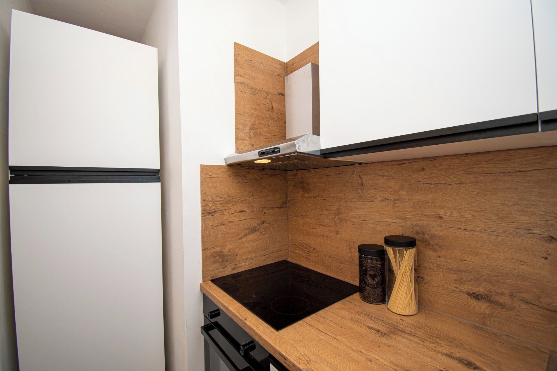 Casa | Cozinha privada | Geladeira, micro-ondas, fogão, cooktop