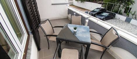 Departamento (A12) | Balcón