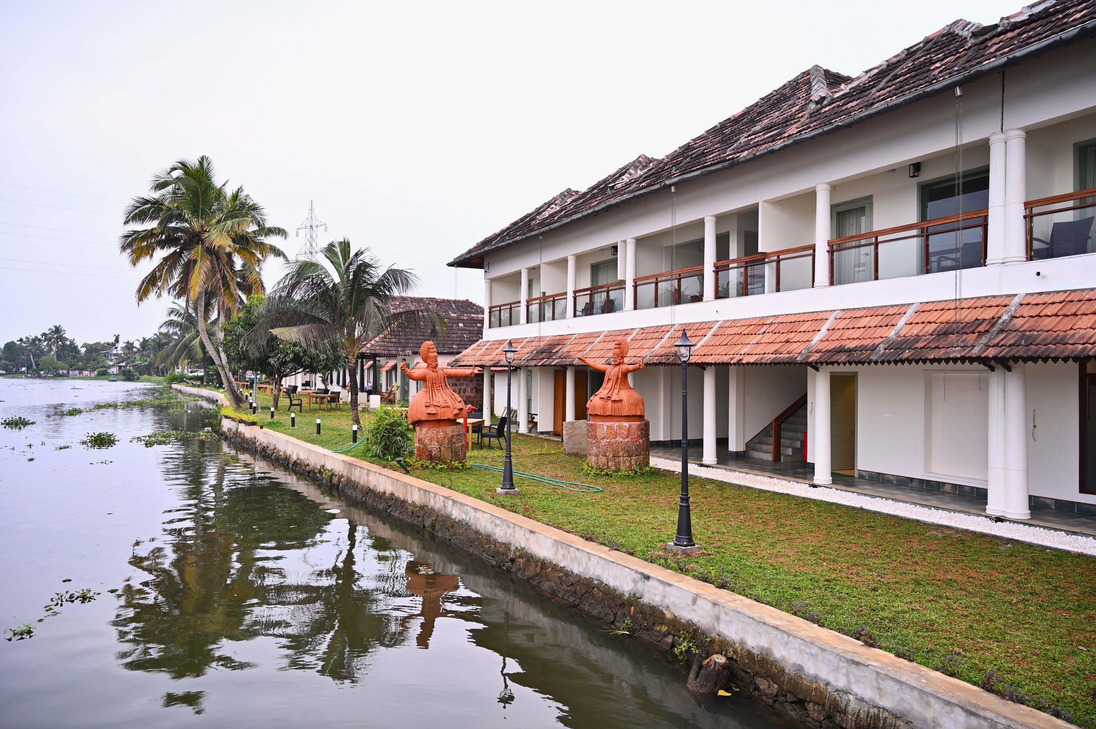 숙박 시설 정면