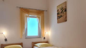 Apartment (A1) | Iron/ironing board, free WiFi