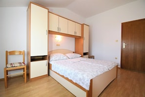 Apartment (A2) | Free WiFi - Apartments Mirjana V (Lopar)