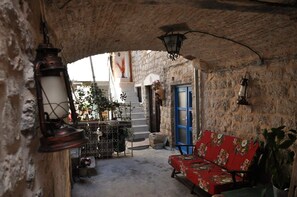 Terrace/patio - House Old Town Stone House (Stari Grad)